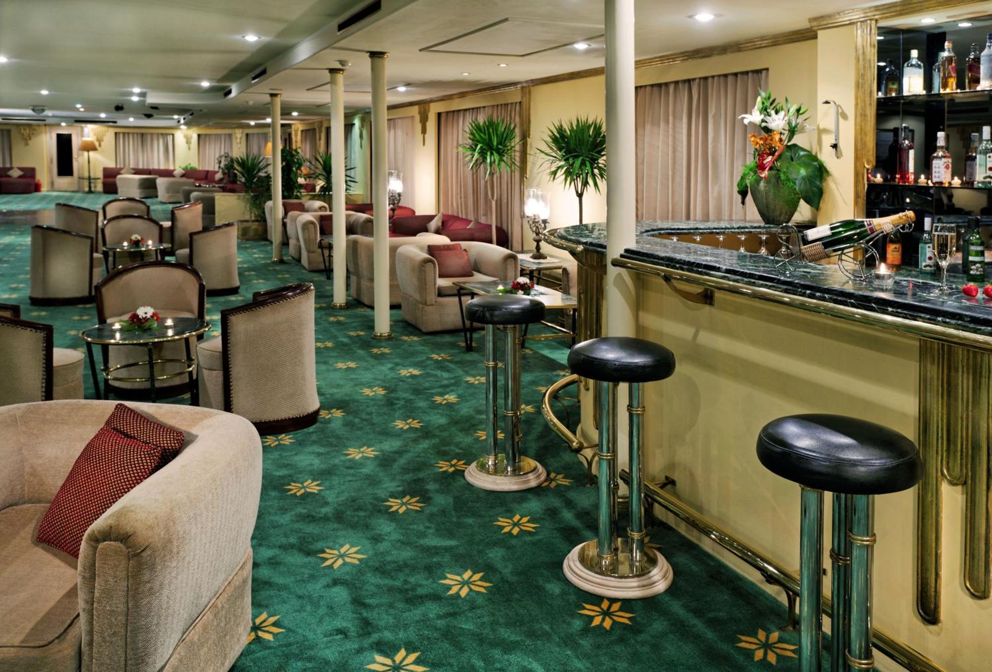 Mövenpick Prince Abbas Lake Nasser Monday Four Nights Aswan Friday Three nights Abu-Simbel Exteriör bild